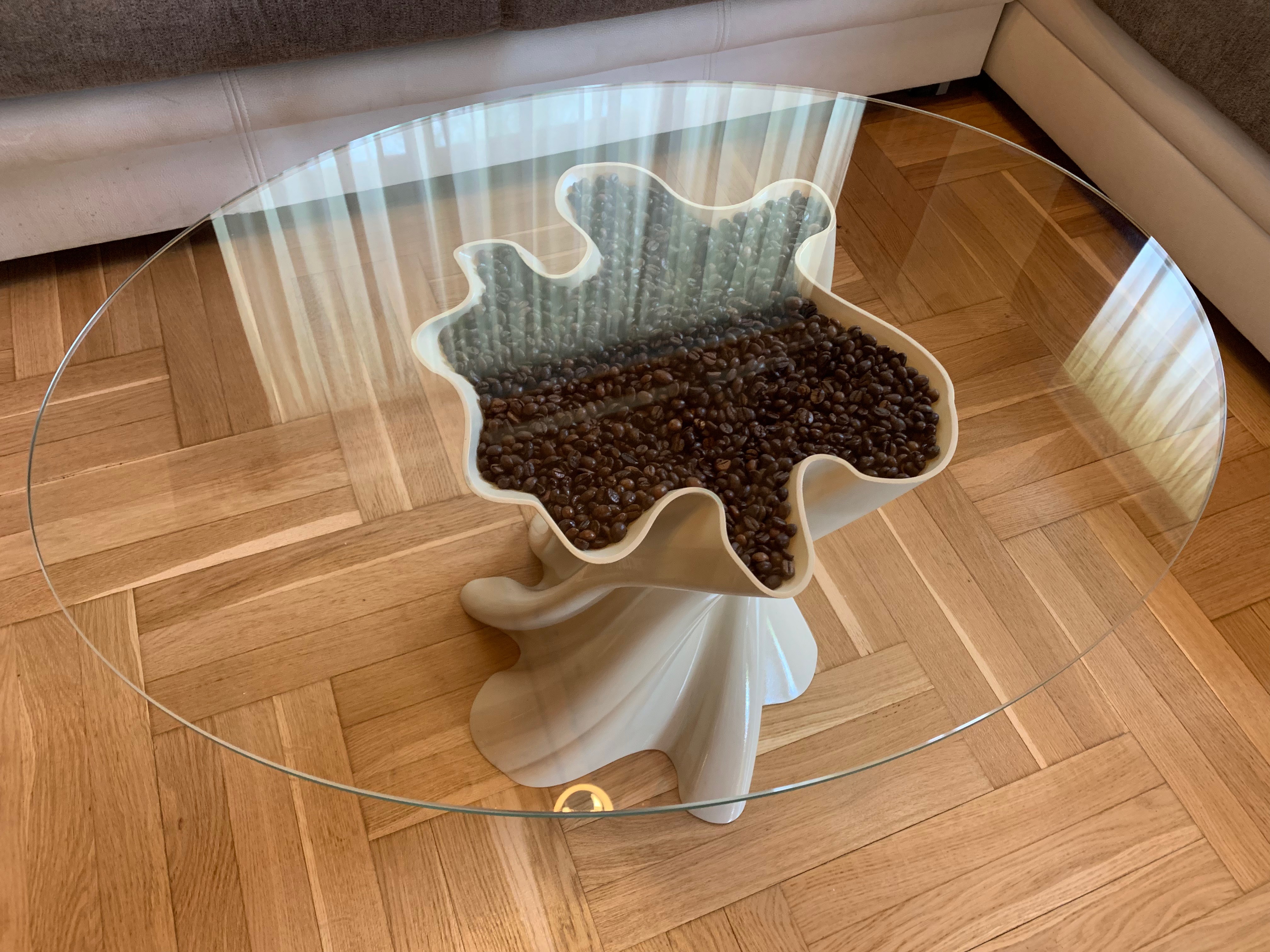THE COFFEE TABLE - 3D nyomtatott dohányzóasztal