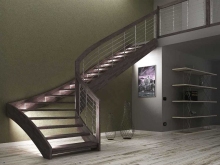 Íves L-alakú fa lépcső LED világítással